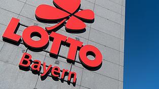 Der Niederbayer hatte seinen Spielauftrag laut Lotto Bayern online abgegeben. (Symbolbild)