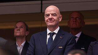 FIFA-Präsident Gianni Infantino hält an der Wiederwahl fest. (Archivbild) FIFA-Präsident Gianni Infantino hält an der Wiederwahl fest. (Archivbild)