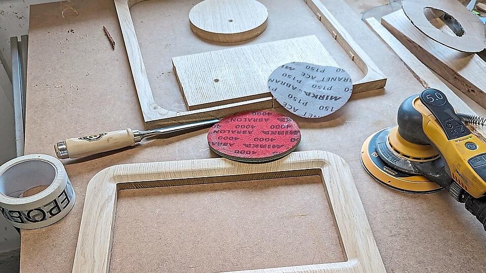 Etliche Versuche hat es gebraucht, bis alles passte. Und trotzdem hat Heimerl schon Ideen f&uuml;r ein zweites, verbessertes Hoiz-Kistl.