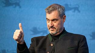 Radfahren und Schwimmen findet CSU-Chef Markus Söder heutzutage besser als Joggen. Radfahren und Schwimmen findet CSU-Chef Markus Söder heutzutage besser als Joggen.