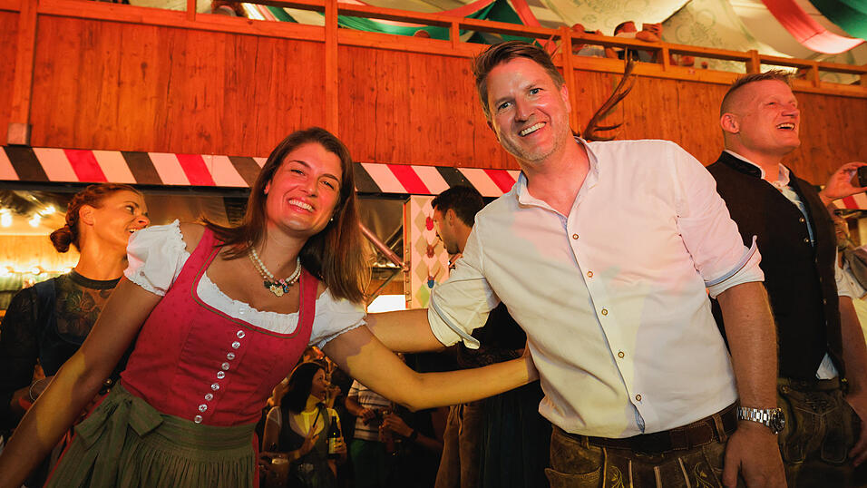 Die Partybilder vom Samstag, 10. August 2024, aus dem Festzelt Weckmann. Die Partybilder vom Samstag, 10. August 2024, aus dem Festzelt Weckmann.