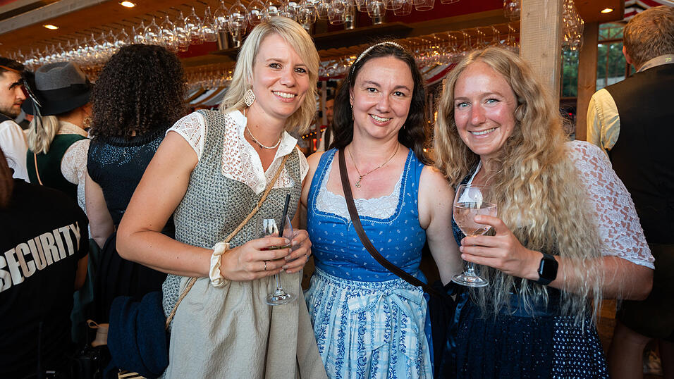 Die Partybilder vom Freitag, 16. August 2024, aus dem Festzelt Kr&ouml;nner.