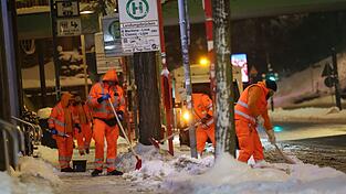 R&auml;umdienste haben derzeit Hochbetrieb.