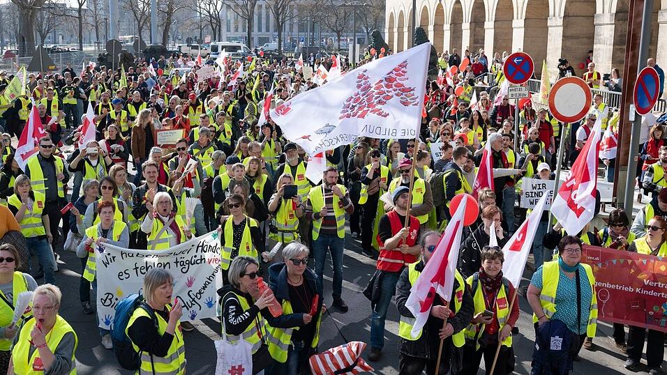 Verdi organisiert große Warnstreiks.
