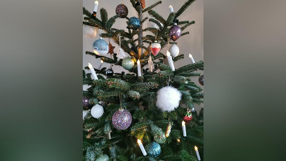 Pl&uuml;schigen Baumschmuck mag Regina Kirchner.