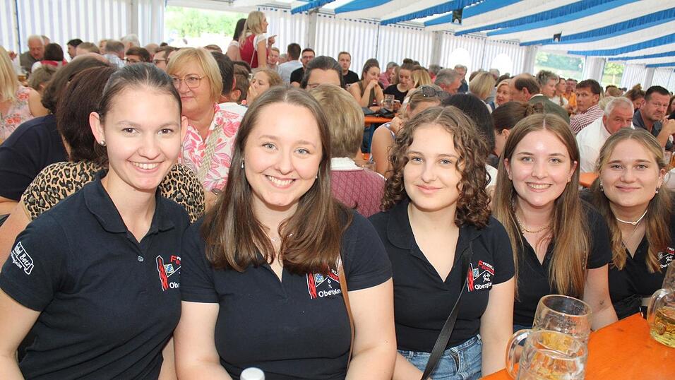 Zur Musik von Headless wurde ausgelassen gefeiert.