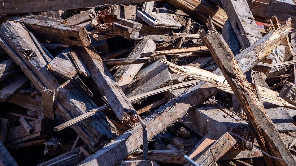 Bau- und Abbruchabfälle machten wie schon in den Vorjahren den größten Anteil an der Gesamtmenge gefährlicher Abfälle aus.. (Symbolbild) Bau- und Abbruchabfälle machten wie schon in den Vorjahren den größten Anteil an der Gesamtmenge gefährlicher Abfälle aus.. (Symbolbild)