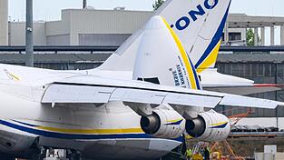Die Bundesregierung ist sicher, dass der Kreml hinter dem Drohnenangriff am Leipziger Flughafen steckt. Die Bundesregierung ist sicher, dass der Kreml hinter dem Drohnenangriff am Leipziger Flughafen steckt.