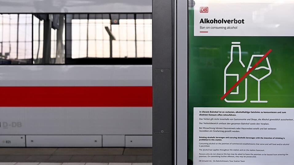Alkohol in Bahnhöfen will die Deutsche Bahn nicht mehr. (Symbolbild) Alkohol in Bahnhöfen will die Deutsche Bahn nicht mehr. (Symbolbild)