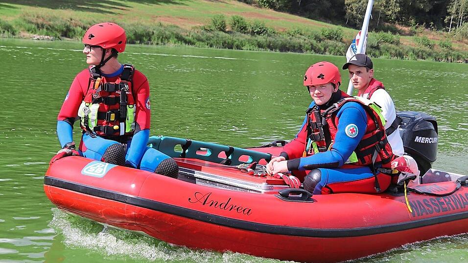 Im Boot über den Eixendorfer See Im Boot über den Eixendorfer See