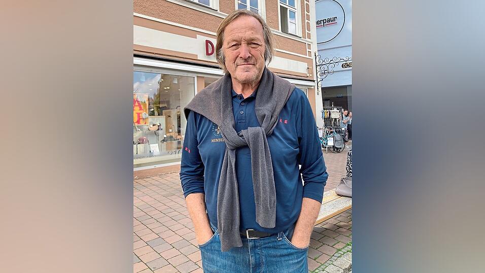 Erich K&uuml;hnhackl wird auch Jahre nach Beenden seiner aktiven Karriere st&auml;ndig von Fans erkannt und angesprochen.