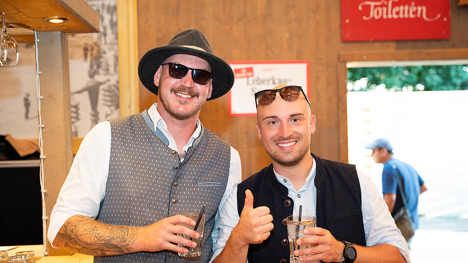 Die Partybilder vom Samstag, 15. August, aus dem Festzelt Krönner. Die Partybilder vom Samstag, 15. August, aus dem Festzelt Krönner.