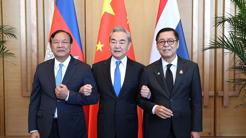 Der Konflikt zwischen Thailand und Kambodscha soll weiter entsch&auml;rft werden. Das wurde bei Gespr&auml;chen in China vereinbart.