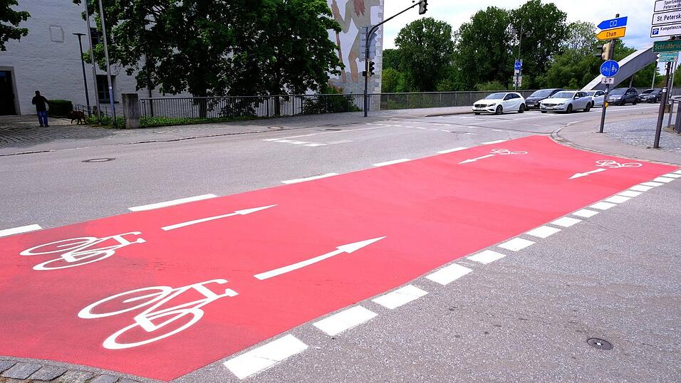 Treffen sich vier Radfahrer...