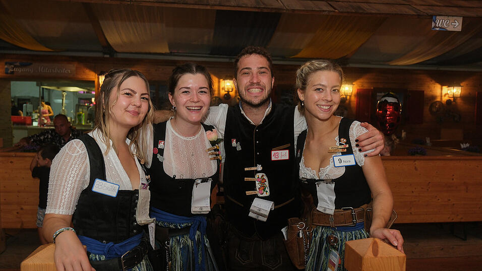 Die Partybilder vom Mittwoch, 16. August 2023, aus dem Festzelt Reisinger. Die Partybilder vom Mittwoch, 16. August 2023, aus dem Festzelt Reisinger.