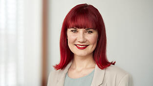 Dr. Sarah Straub ist Neuropsychologin am Universitätsklinikum Ulm und forscht seit 15 Jahren zu Demenzerkrankungen.