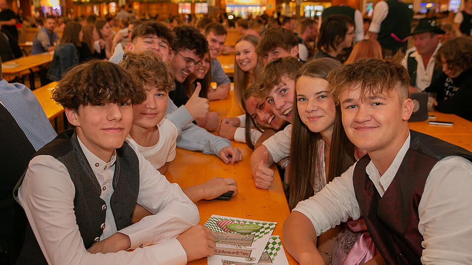 Die Partybilder von Montag, 22. August 2022, aus dem Festzelt Weckmann. 