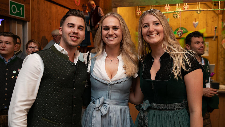 Echte Blasmusikfans lie&szlig;en sich auch den zweiten Auftritt in Folge am Dienstagabend nicht entgehen.