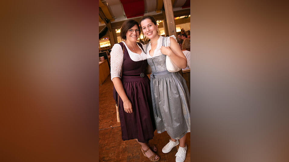Die Partybilder vom Samstag, 16. August, aus dem Festzelt Krönner. Die Partybilder vom Samstag, 16. August, aus dem Festzelt Krönner.