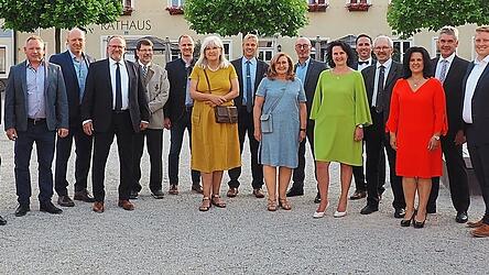 Der Marktgemeinderat in dieser Zusammenstellung brachte den Haushalt 2026 auf den Weg.