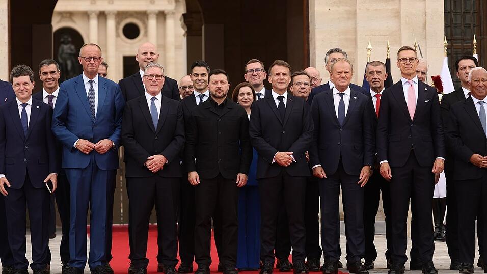 Die Koalition der Willigen hat in Paris über die weitere Unterstützung der Ukraine beraten. Die Koalition der Willigen hat in Paris über die weitere Unterstützung der Ukraine beraten.