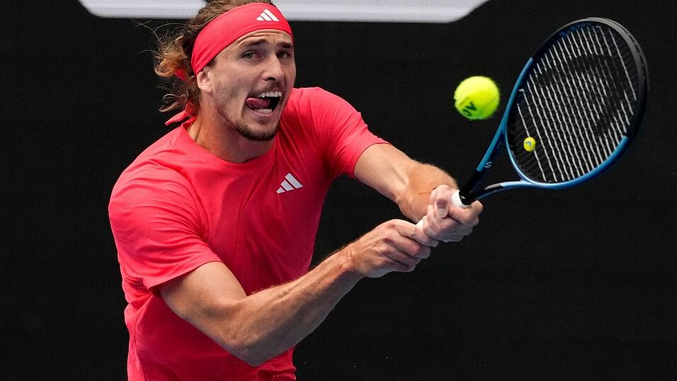 Alexander Zverev muss im Achtelfinale der Australian Open hart k&auml;mpfen
