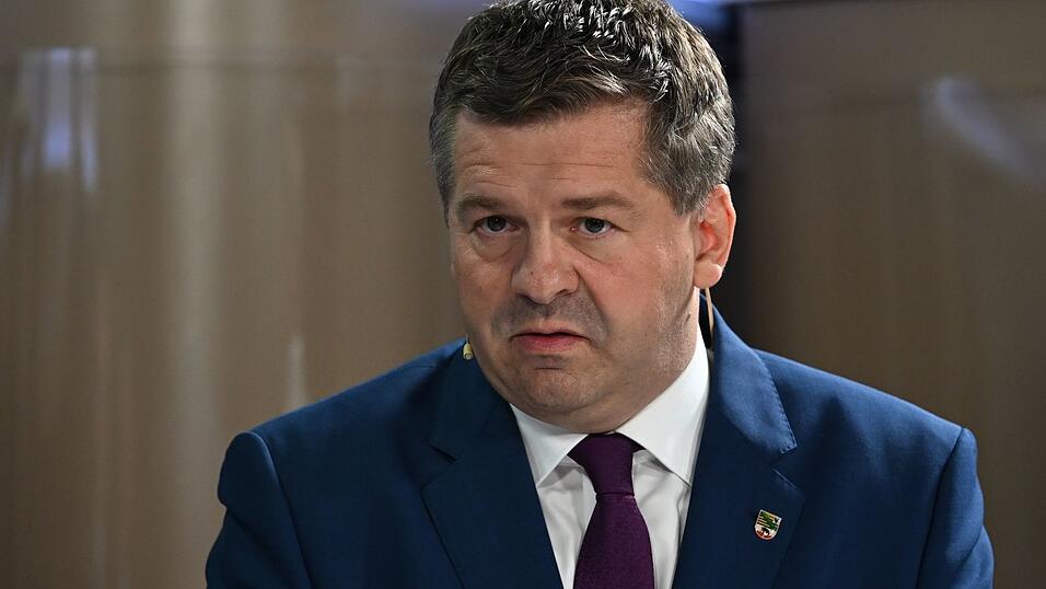 «Wir brauchen eine Zuwanderung in den Arbeitsmarkt», sagte CDU-Spitzenkandidat Sven Schulze. «Wir brauchen eine Zuwanderung in den Arbeitsmarkt», sagte CDU-Spitzenkandidat Sven Schulze.