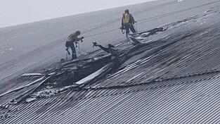 Dem ukrainischen Pr&auml;sidenten Wolodymyr Selenskyj zufolge sind mehr als 500 Millionen Euro f&uuml;r die Reparatur des &uuml;ber einem Betonsarkophag f&uuml;r die Atomruine errichtete Stahlbogens n&ouml;tig. (Archivbild)