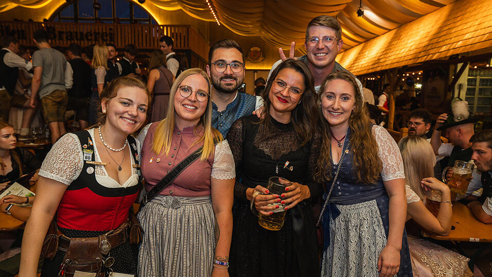 Die Partybilder vom Donnerstag, 15. August, aus dem Festzelt Nothaft. Die Partybilder vom Donnerstag, 15. August, aus dem Festzelt Nothaft.