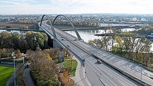 Der Odessa-Ring wird bis Herbst 2027 in zwei Schritten umfangreich saniert. Dadurch kommt es zu Verkehrsbeeinträchtigungen. Der Odessa-Ring wird bis Herbst 2027 in zwei Schritten umfangreich saniert. Dadurch kommt es zu Verkehrsbeeinträchtigungen.
