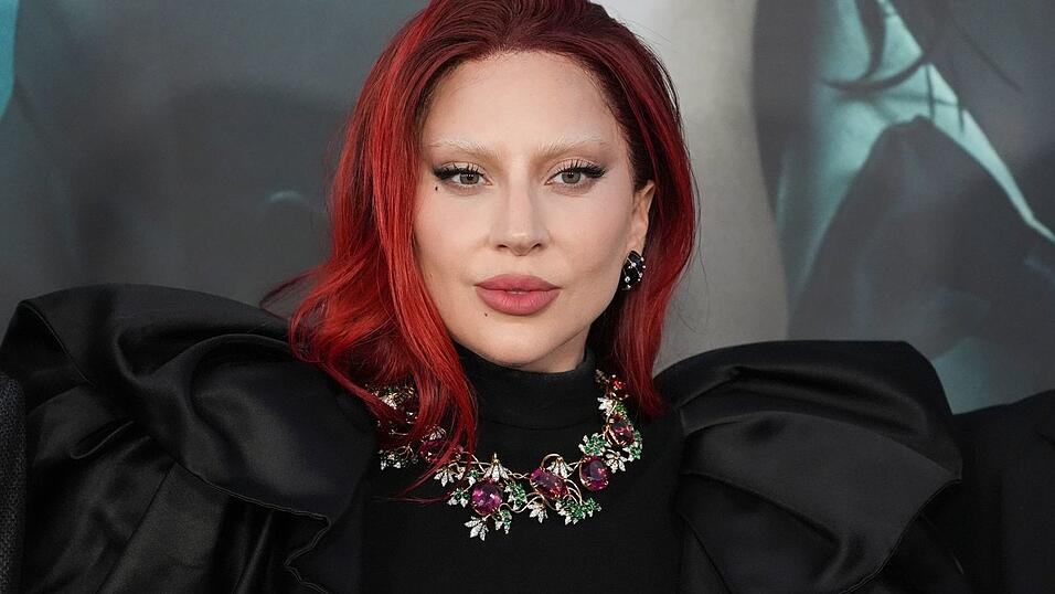 Lady Gaga steuert 'The Dead Dance' zum Netflix-Soundtrack bei.