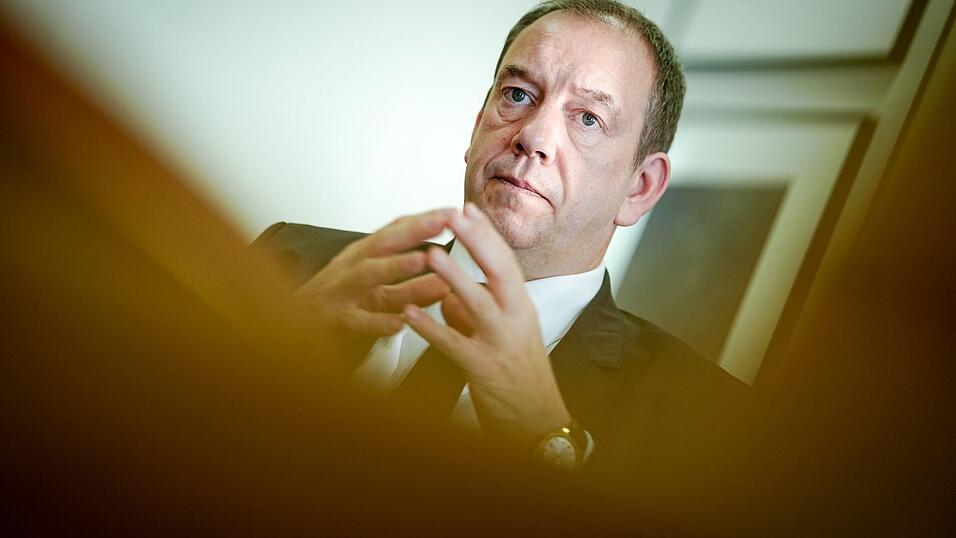 Wehrbeauftragter Henning Otte