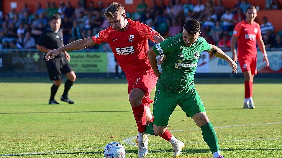 Die SpVgg Hankofen erkämpfte sich ein Unentschieden gegen die SpVgg Ansbach. Die SpVgg Hankofen erkämpfte sich ein Unentschieden gegen die SpVgg Ansbach.