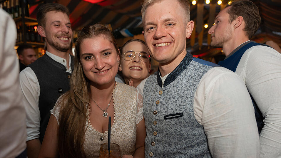 Die Partybilder vom Freitag, 11. August 2023, aus dem Festzelt Wenisch. Die Partybilder vom Freitag, 11. August 2023, aus dem Festzelt Wenisch.