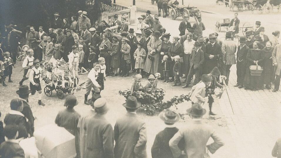 Kinderfestzug am 9. September 1925