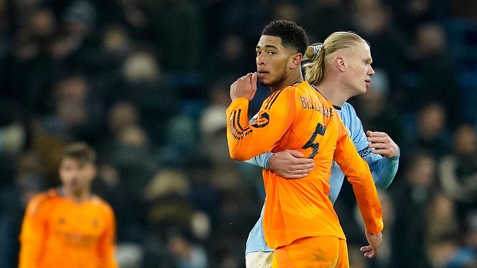 Erling Haaland (r) wird Manchester City in Madrid zur Verf&uuml;gung stehen. (Archivbild)