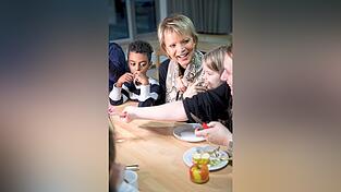 Seit Jahren engagiert sich die Schauspielerin in ihrem Projekt 'Brotzeit', das Fr&uuml;hst&uuml;ck f&uuml;r benachteiligte Kinder anbietet.