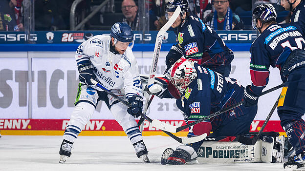 Die Tigers fordern vor allem den Berliner Goalie Stettmer. Der hat bisher einiges zu tun. Die Tigers fordern vor allem den Berliner Goalie Stettmer. Der hat bisher einiges zu tun.