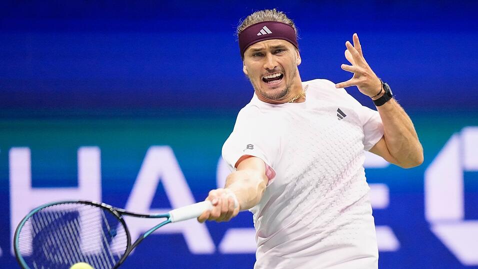 Souverän erreicht Alexander Zverev das Viertelfinale. Souverän erreicht Alexander Zverev das Viertelfinale.