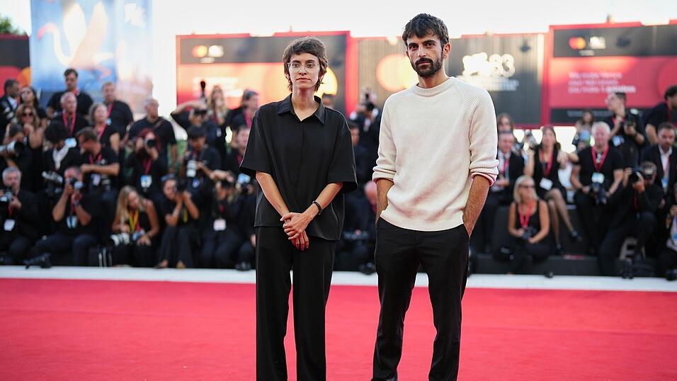Die Filmemacher von «NAZA»: Rachel Szor und Yuval Abraham. Die Filmemacher von «NAZA»: Rachel Szor und Yuval Abraham.