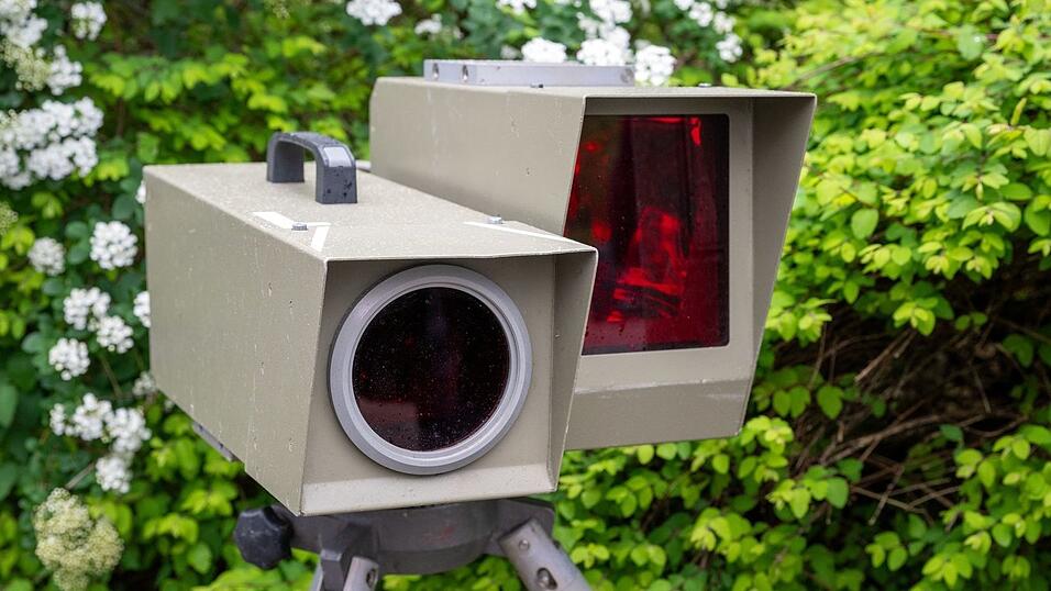 Tempos&uuml;nder sollen am Blitzmarathon in Bayern ausgebremst werden. (Archivbild)