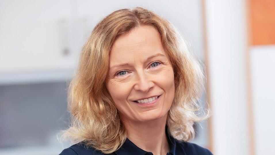 Dr. Gisela Kroher die Augenarztpraxis von Nelli Magel &uuml;bernommen.
