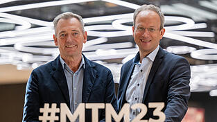 Stefan Sutor, Gesch&auml;ftsf&uuml;hrer der Medien.Bayern GmbH, die die M&uuml;nchner Medientage veranstaltet, und Thorsten Schmiege, Pr&auml;sident der Bayerischen Landeszentrale f&uuml;r neue Medien (BLM).