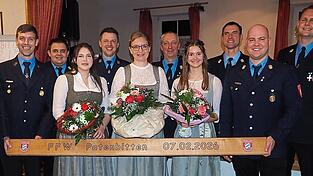 Die Verantwortlichen beider Wehren freuten sich &uuml;ber das erfolgreiche Patenvereinbitten.