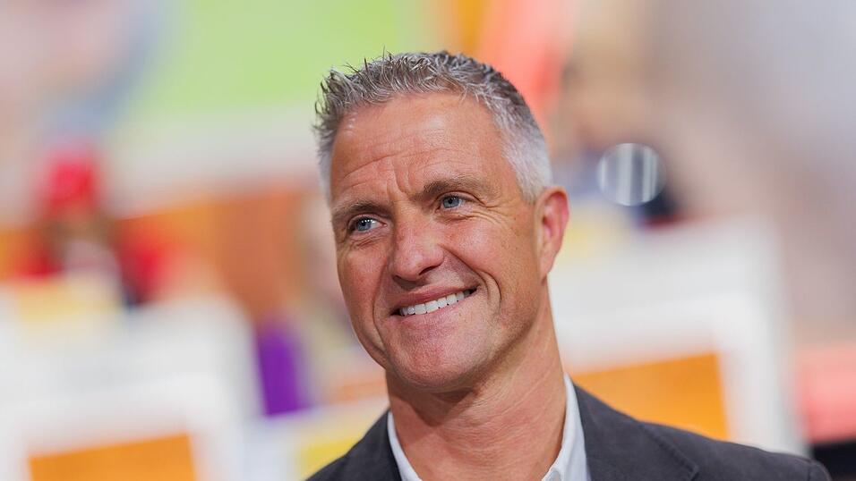 Ein geplatzter Reifen sorgte für eine Notbremsung eines Lufthansa-Flugzeugs - an Bord: Ralf Schumacher. (Archivbild) Ein geplatzter Reifen sorgte für eine Notbremsung eines Lufthansa-Flugzeugs - an Bord: Ralf Schumacher. (Archivbild)