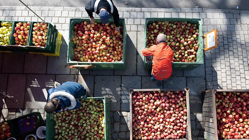 Die Inflationsrate d&uuml;rfte laut Prognose der Wirtschaftsweisen in diesem Jahr durchschnittlich 3,0 Prozent betragen.
