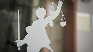 Ein Chamer Anwart muss sich wegen Parteienverrats vor Gericht verantworten.