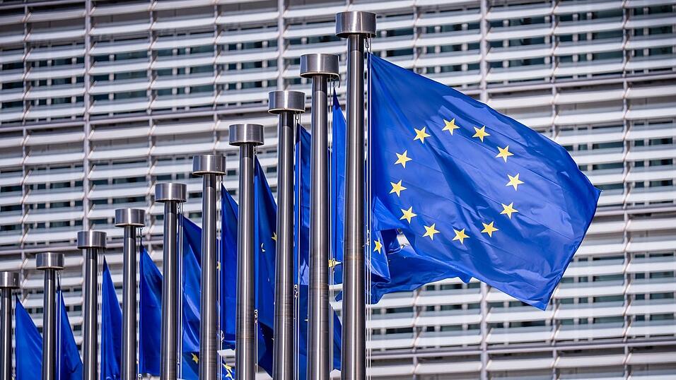 Die EU-Kommission prüft Staatshilfen, damit keine Verzerrung des Wettbewerbs auf dem EU-Markt entsteht. (Archivbild) Die EU-Kommission prüft Staatshilfen, damit keine Verzerrung des Wettbewerbs auf dem EU-Markt entsteht. (Archivbild)