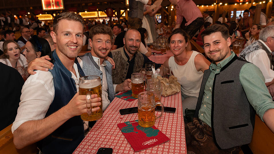 Die Partybilder vom Samstag, 17. August, aus dem Festzelt Kr&ouml;nner.