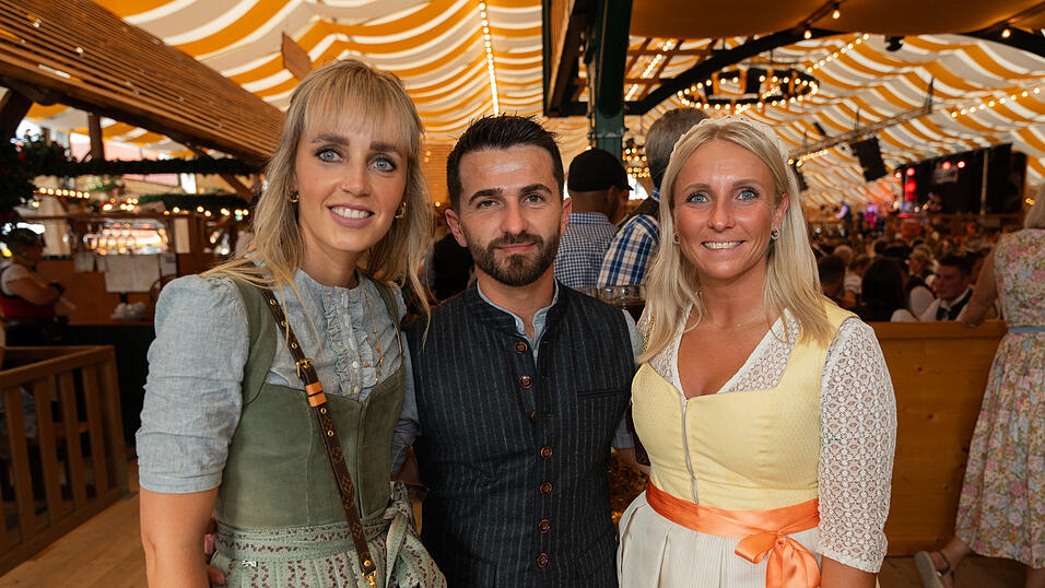 Die Partybilder vom Samstag, 12. August 2023, aus dem Festzelt Nothaft. Die Partybilder vom Samstag, 12. August 2023, aus dem Festzelt Nothaft.